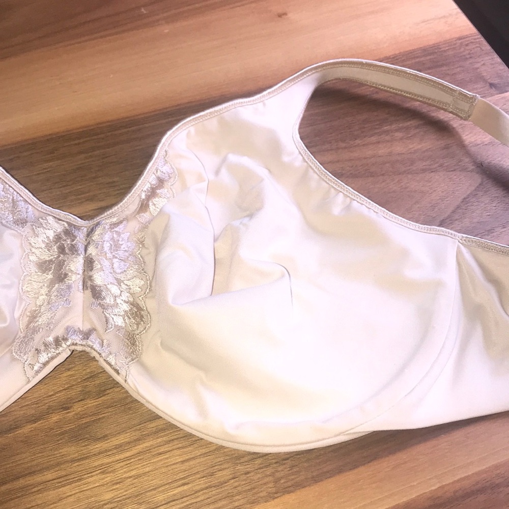 Tan bra